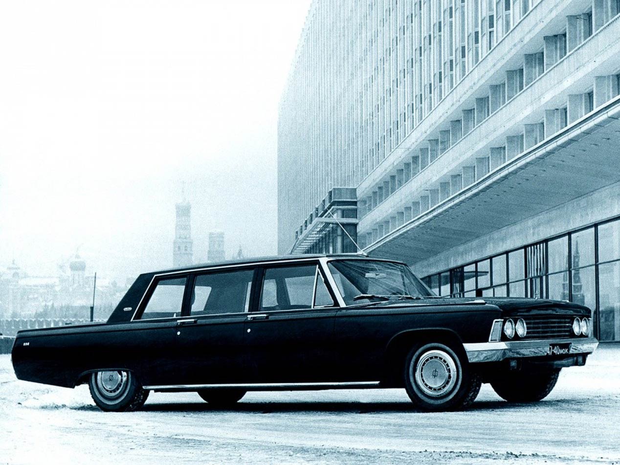 La nueva limusina de Putin y otros coches del pasado soviético