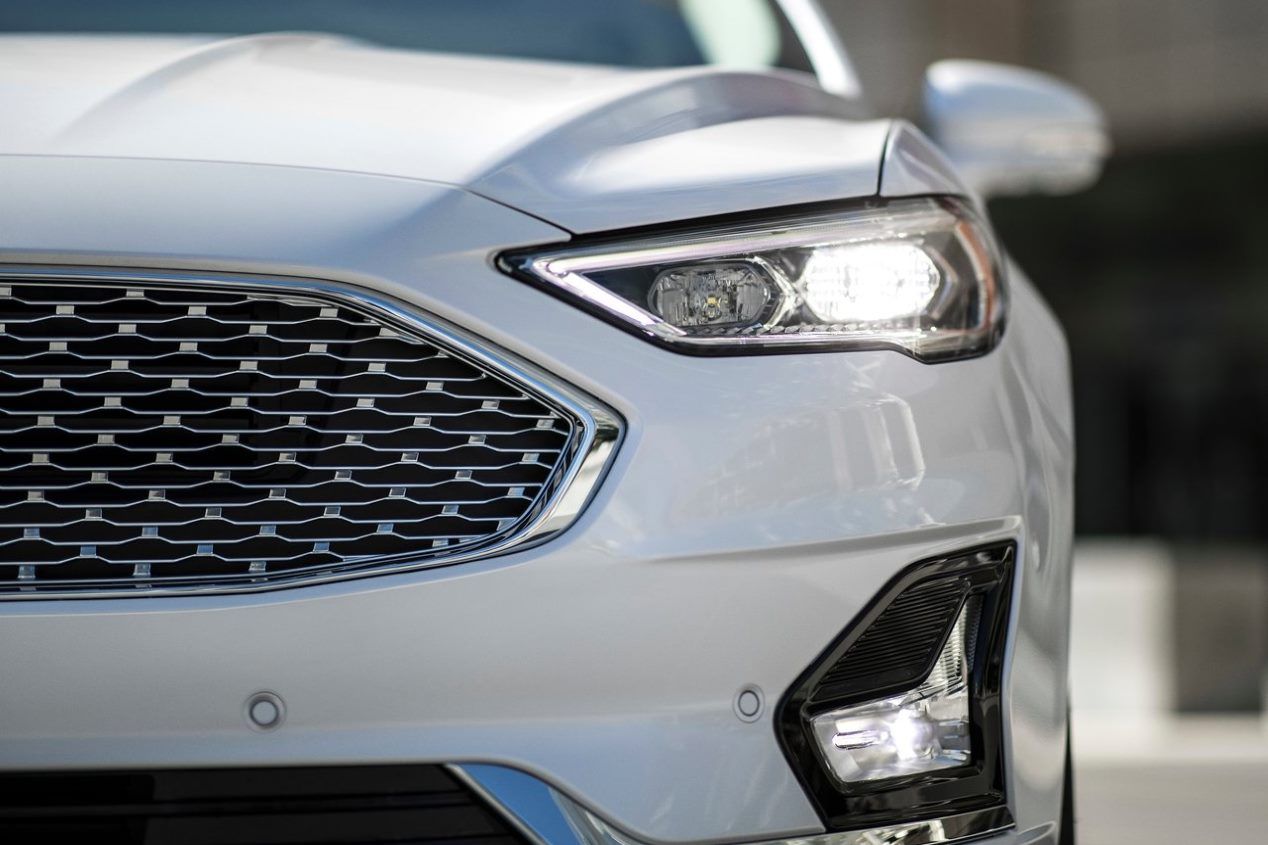 Ford Mondeo 2019 vs VW Passat 2019: nuevo duelo de berlinas