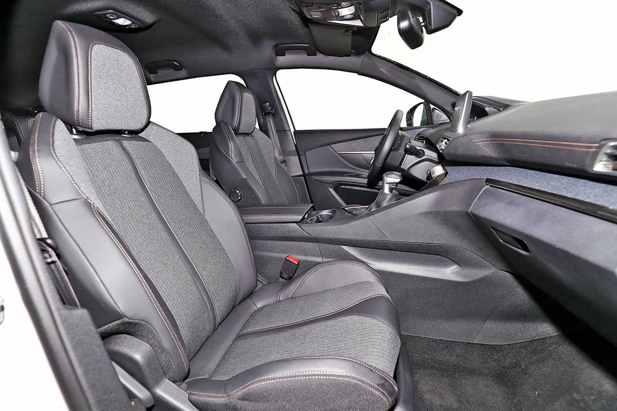 Comparativa SUV de 7 plazas: Peugeot 5008, Skoda Kodiaq y VW Tiguan Allspace