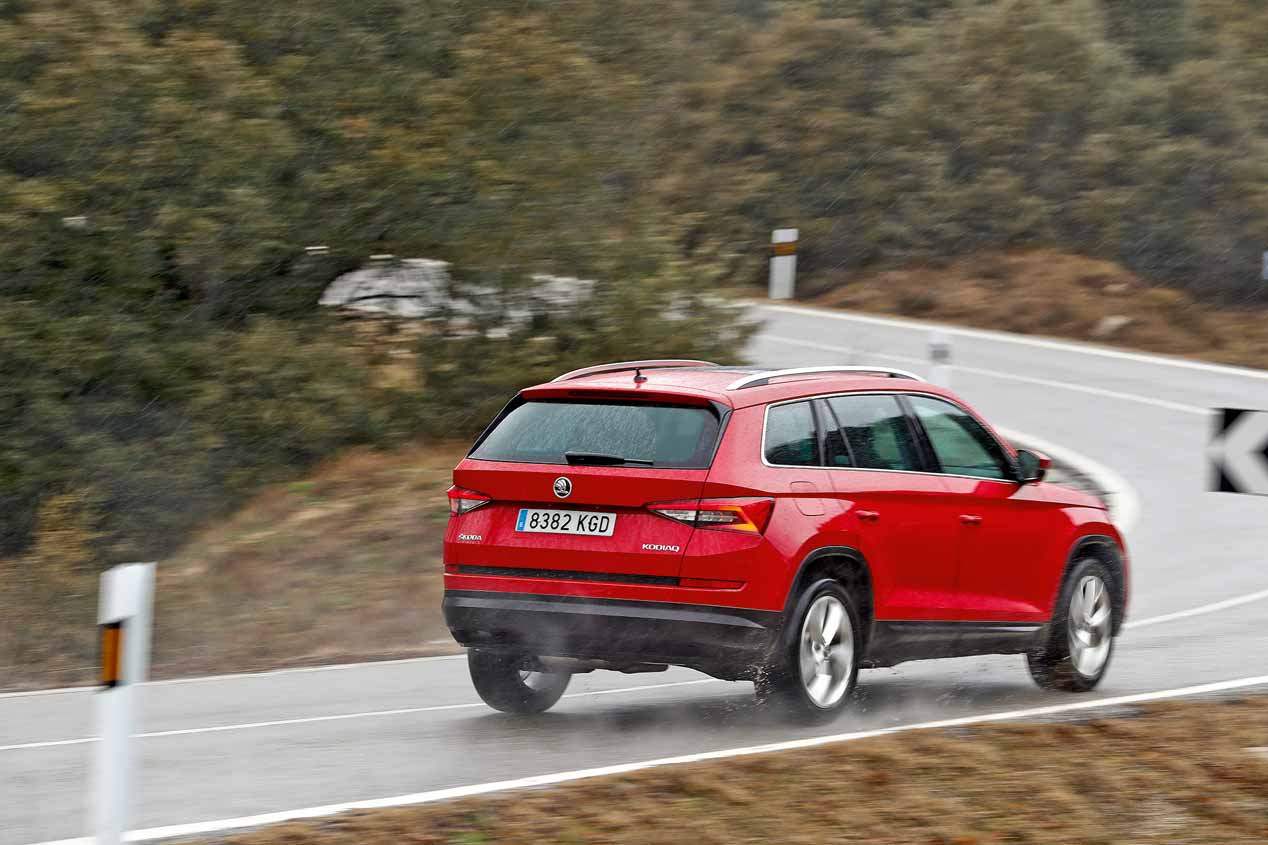 Comparativa SUV de 7 plazas: Peugeot 5008, Skoda Kodiaq y VW Tiguan Allspace