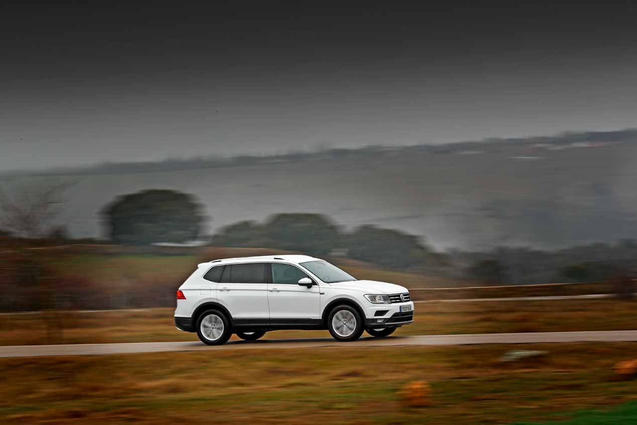 Comparativa SUV de 7 plazas: Peugeot 5008, Skoda Kodiaq y VW Tiguan Allspace