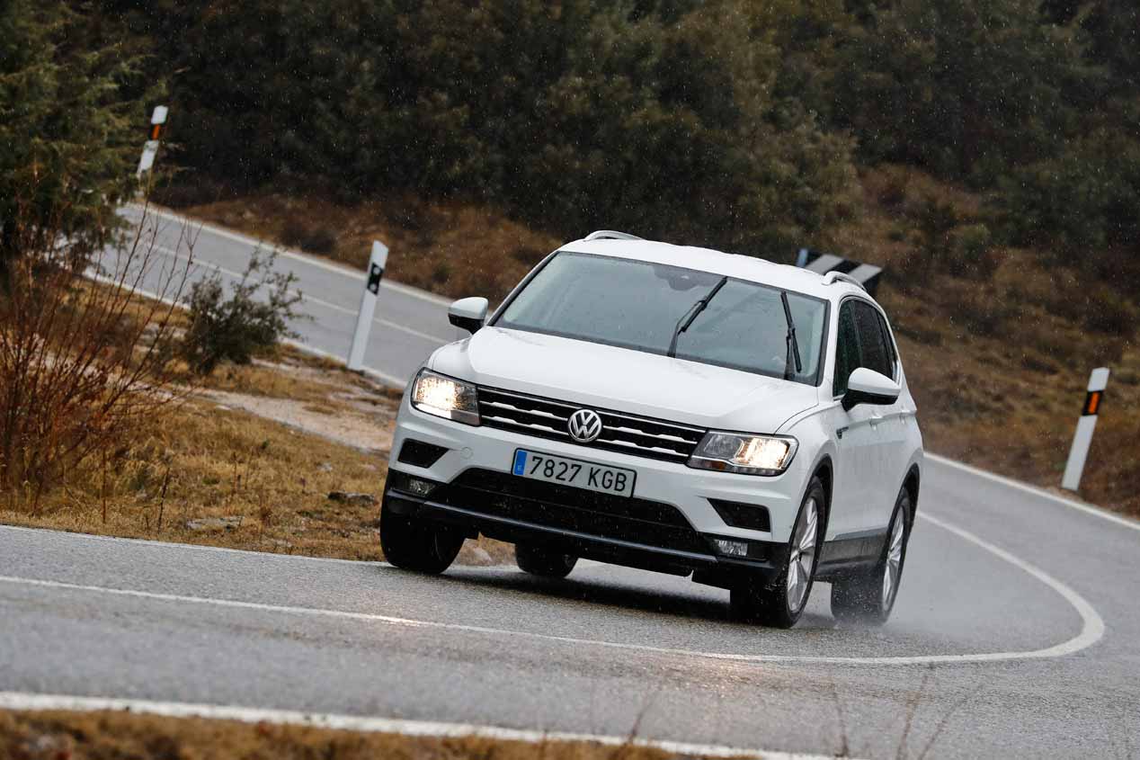 Comparativa SUV de 7 plazas: Peugeot 5008, Skoda Kodiaq y VW Tiguan Allspace