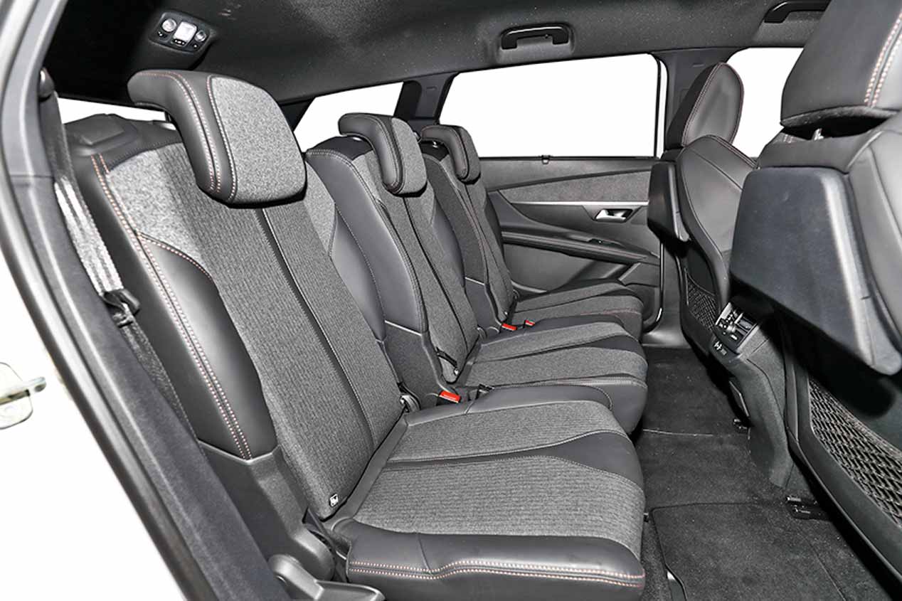 Comparativa SUV de 7 plazas: Peugeot 5008, Skoda Kodiaq y VW Tiguan Allspace