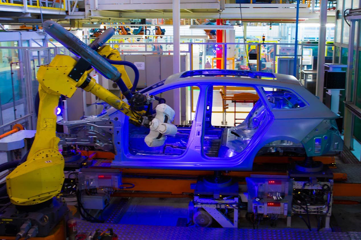 Taller de chapistería de Seat: una coreografía de 2.000 robots (vídeo)