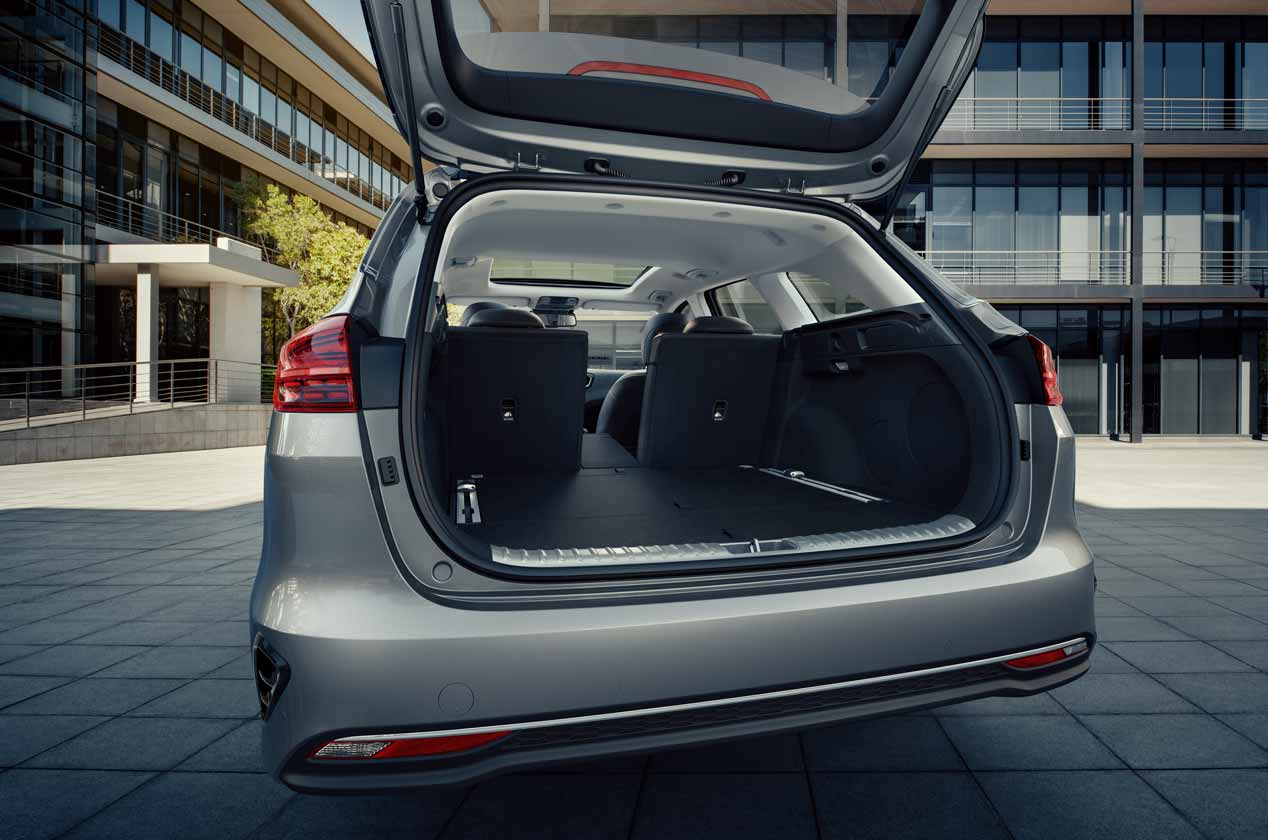 Ford Focus 2018 vs Kia Ceed 2018