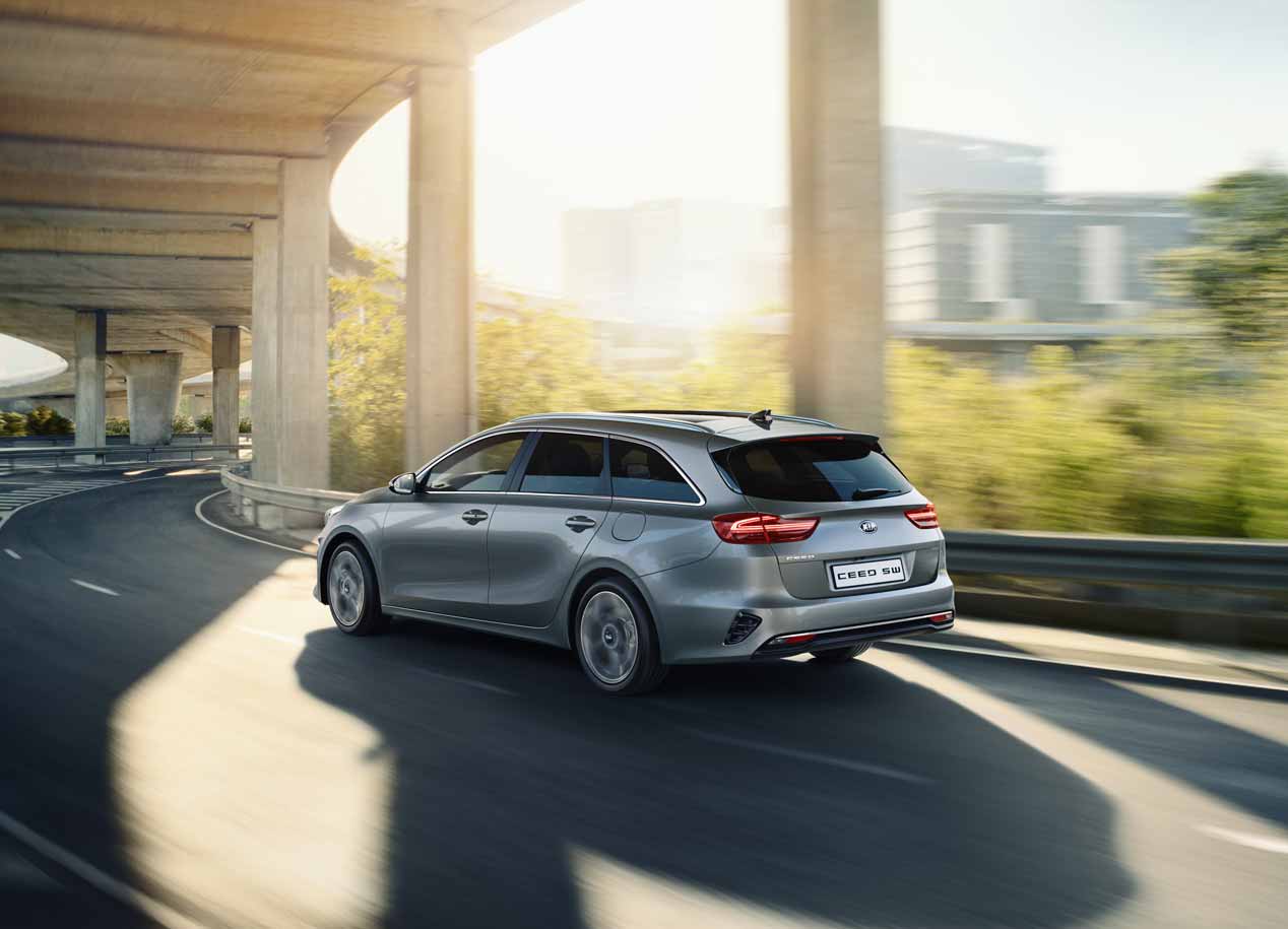 Ford Focus 2018 vs Kia Ceed 2018