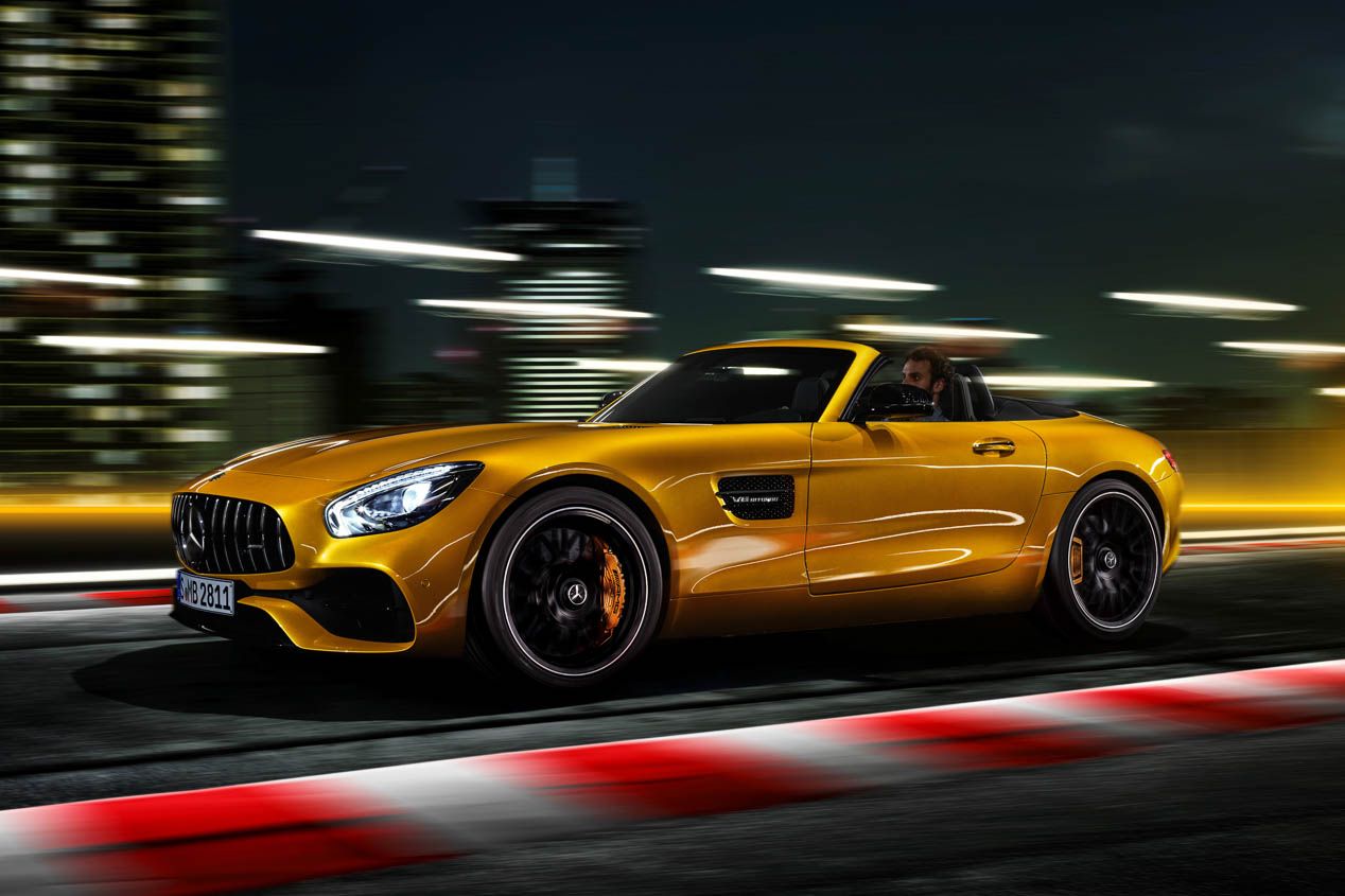 Mercedes AMG GT S Roadster, 522 CV bajo el cielo