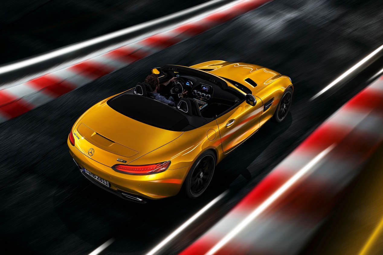 Mercedes AMG GT S Roadster, 522 CV bajo el cielo