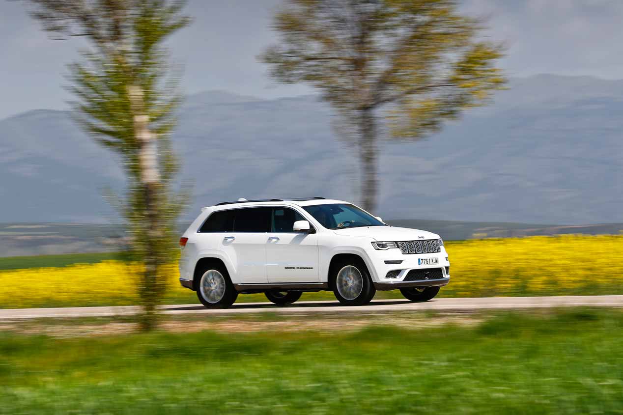 A prueba los Jeep Grand Cherokee vs Range Rover Velar