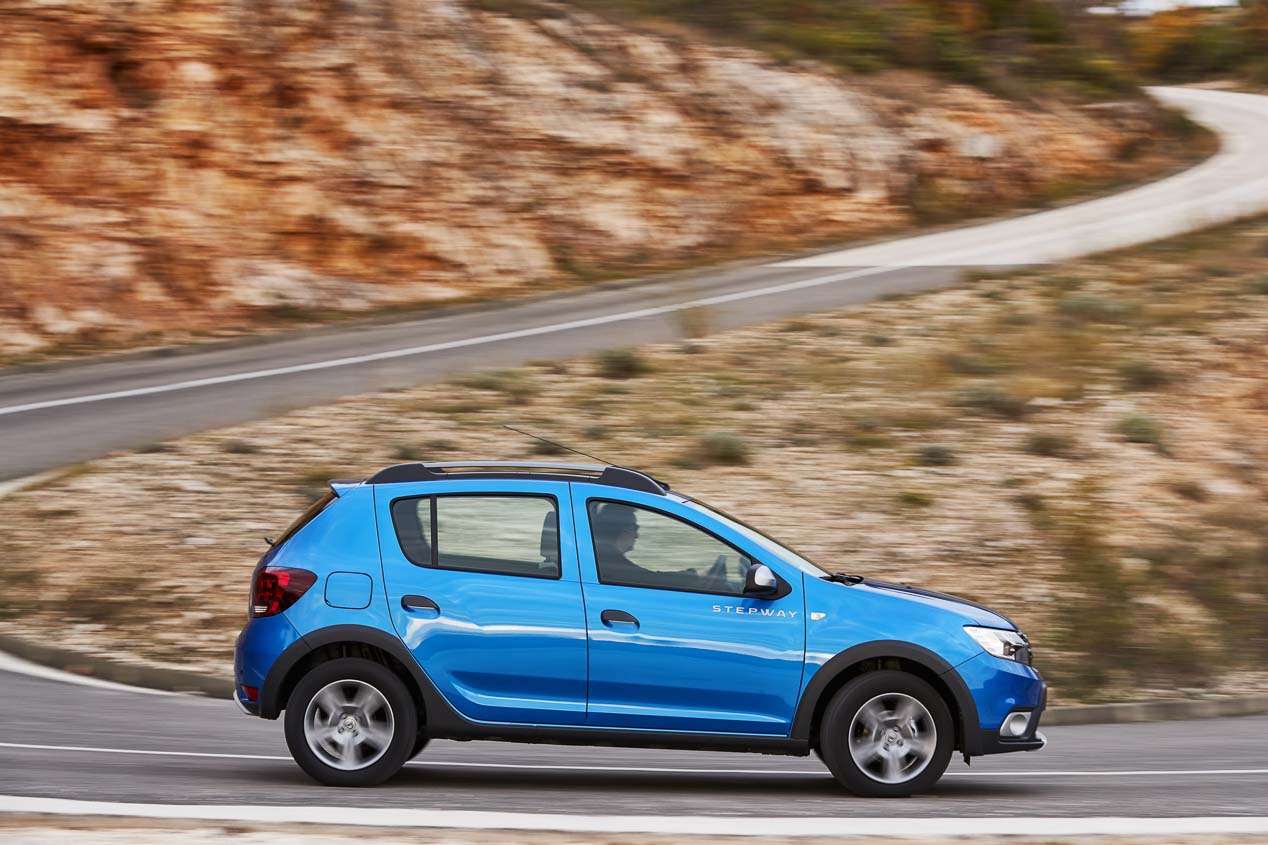Los 5 coches y SUV más baratos del mercado, a prueba