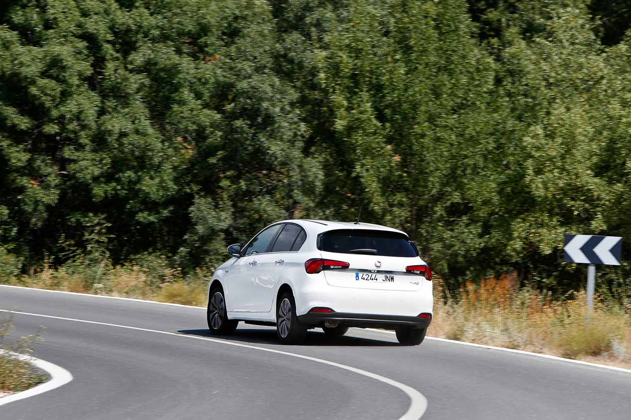 Los 5 coches y SUV más baratos del mercado, a prueba