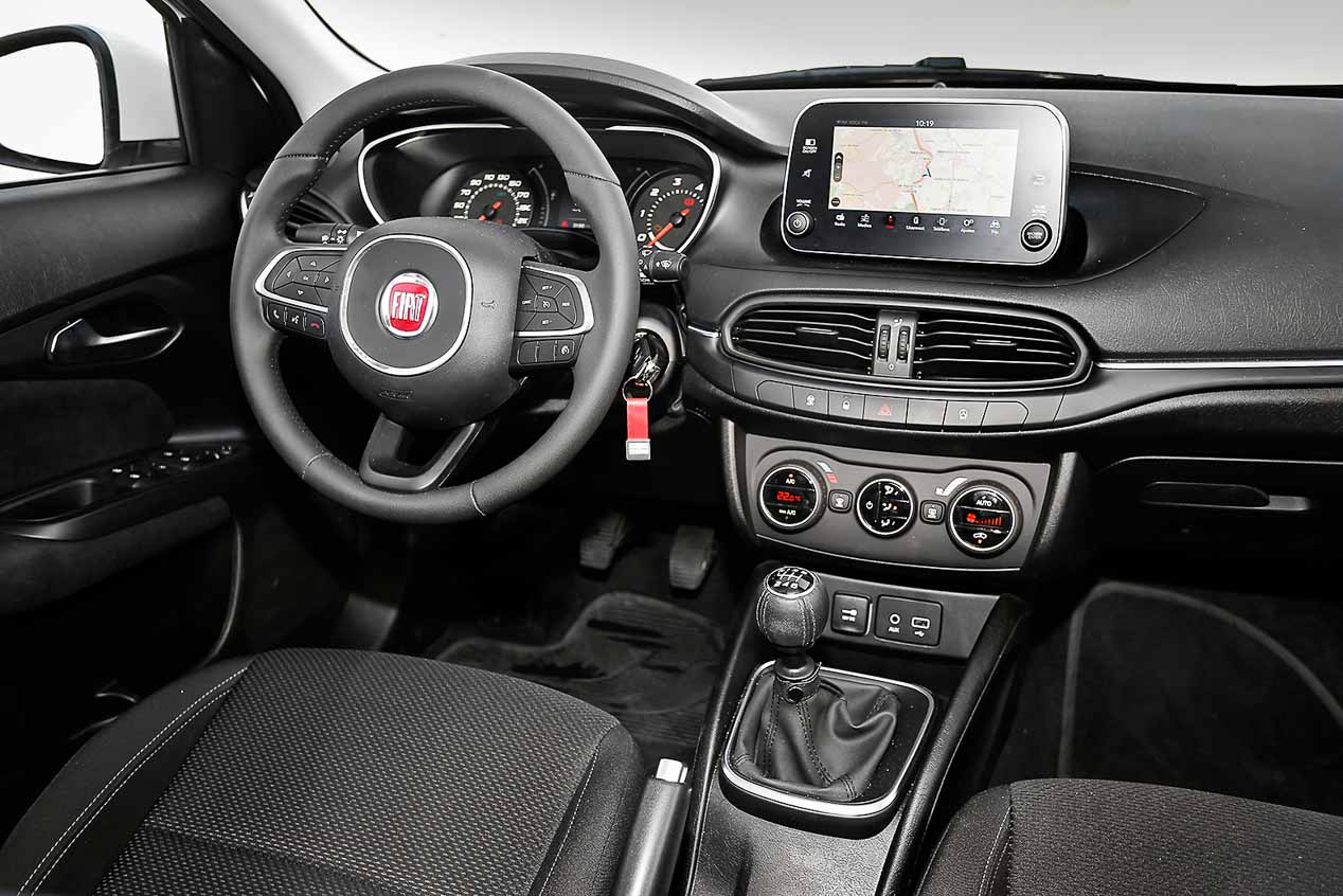 Los 5 coches y SUV más baratos del mercado, a prueba