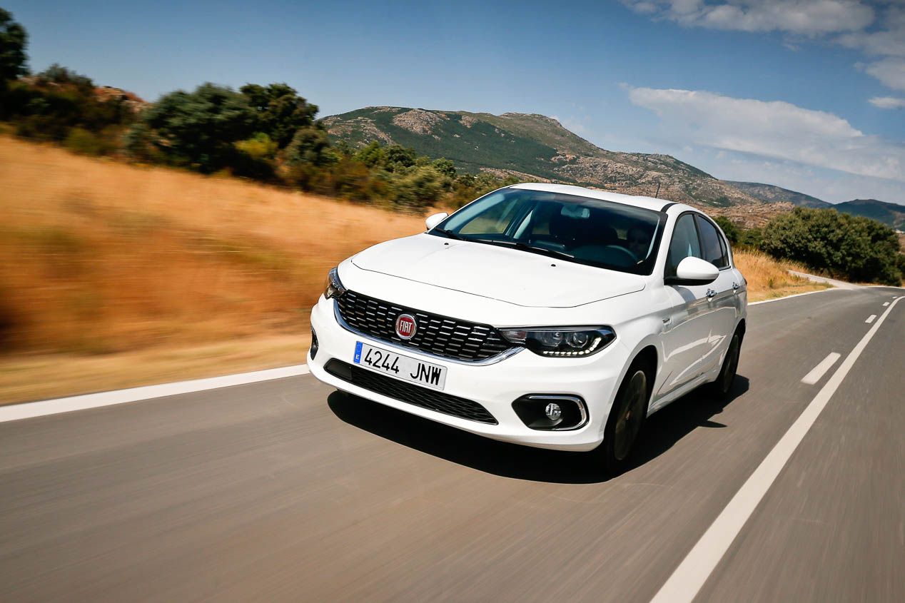 Los 5 coches y SUV más baratos del mercado, a prueba