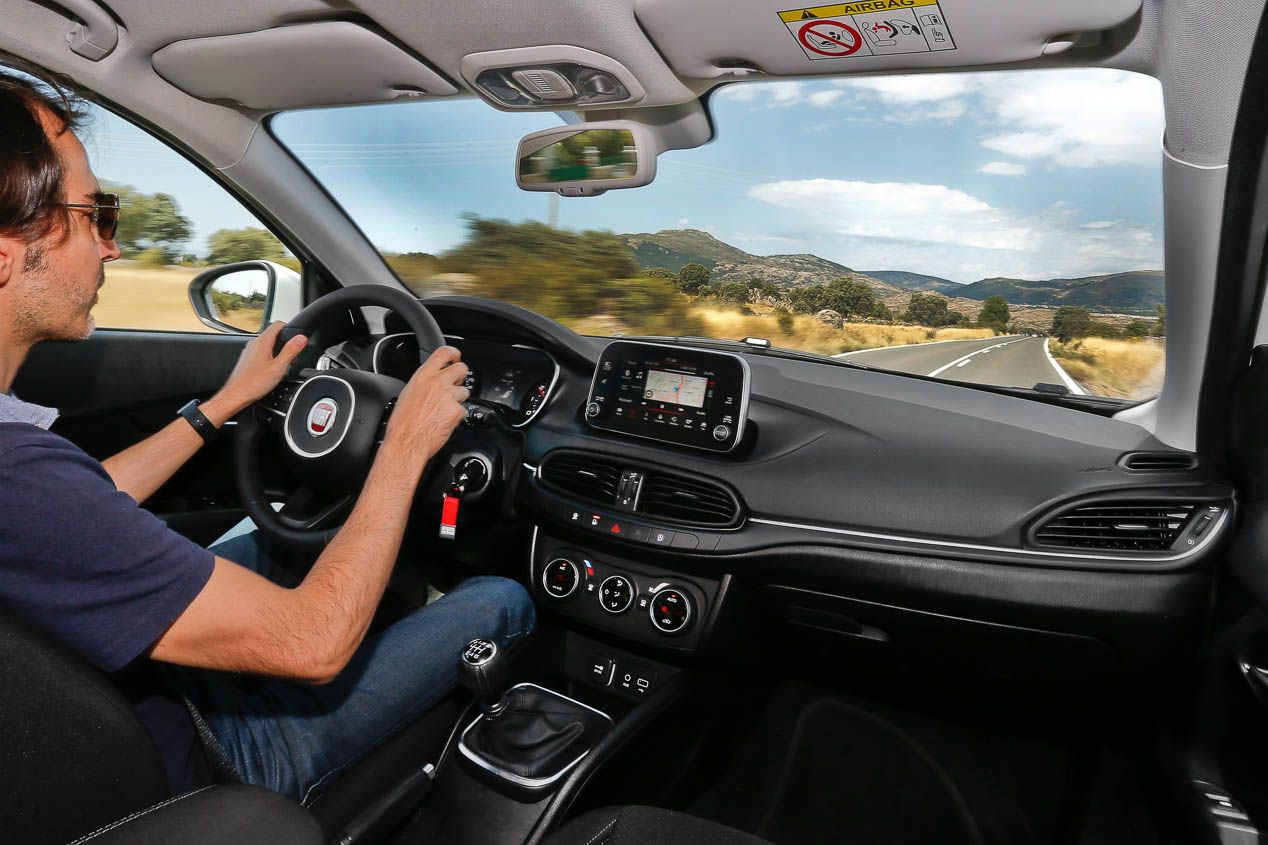 Los 5 coches y SUV más baratos del mercado, a prueba