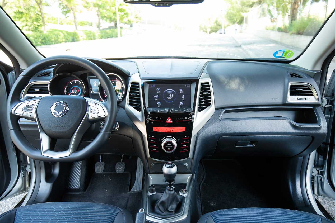 Los 5 coches y SUV más baratos del mercado, a prueba