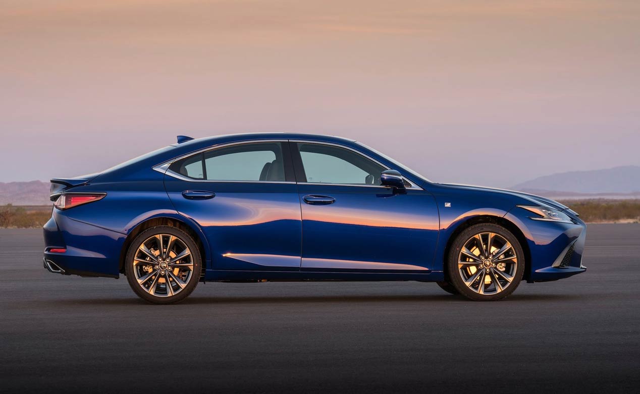 Nuevo Lexus ES, desde 45.000 euros en España