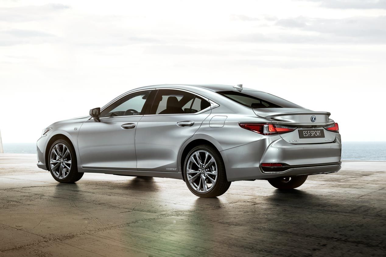 Nuevo Lexus ES, desde 45.000 euros en España