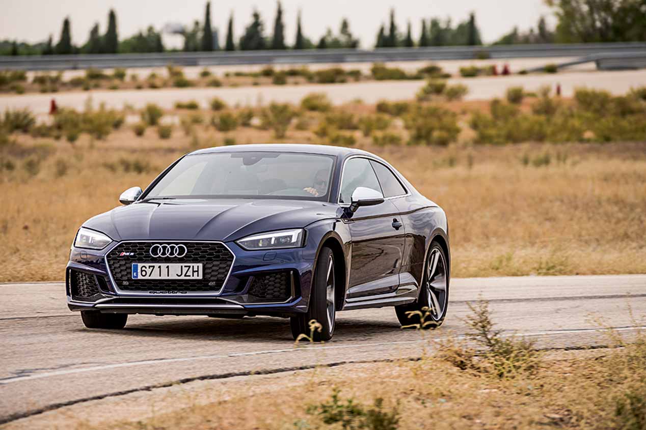 Comparativa: Audi RS 5 Coupé vs BMW M4 Competition