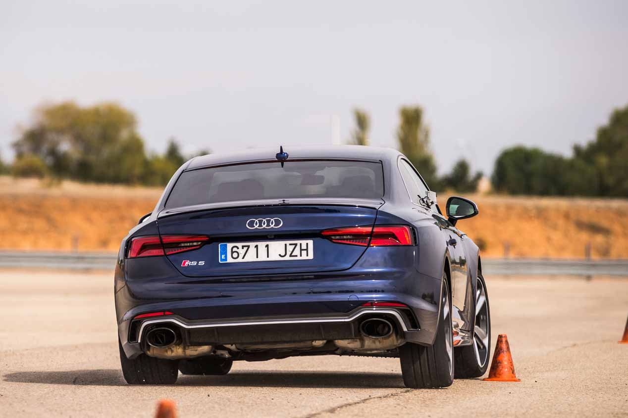 Comparativa: Audi RS 5 Coupé vs BMW M4 Competition
