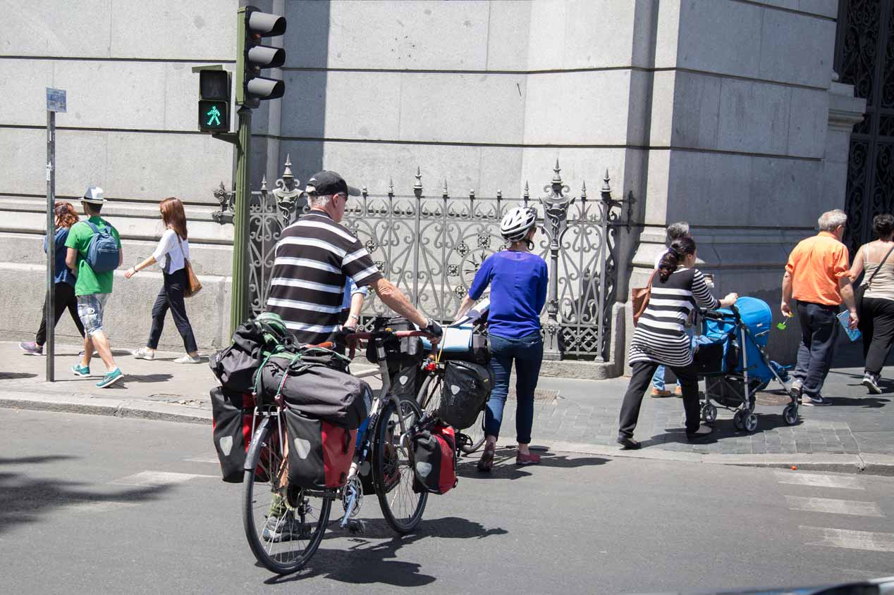 Cómo mejorar la seguridad de ciclistas, peatones y motociclistas