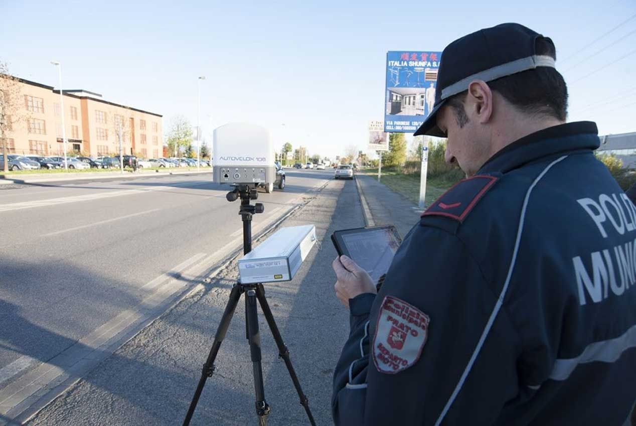 Eficientes, polivalentes, indetectables... así son los radares de la DGT
