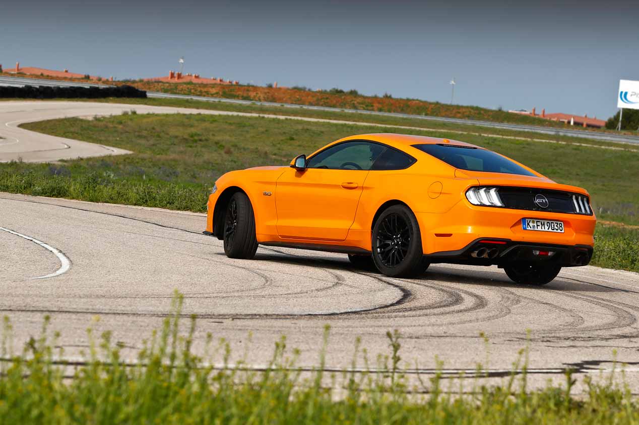 Probamos el Ford Mustang GT V8: todo un purasangre