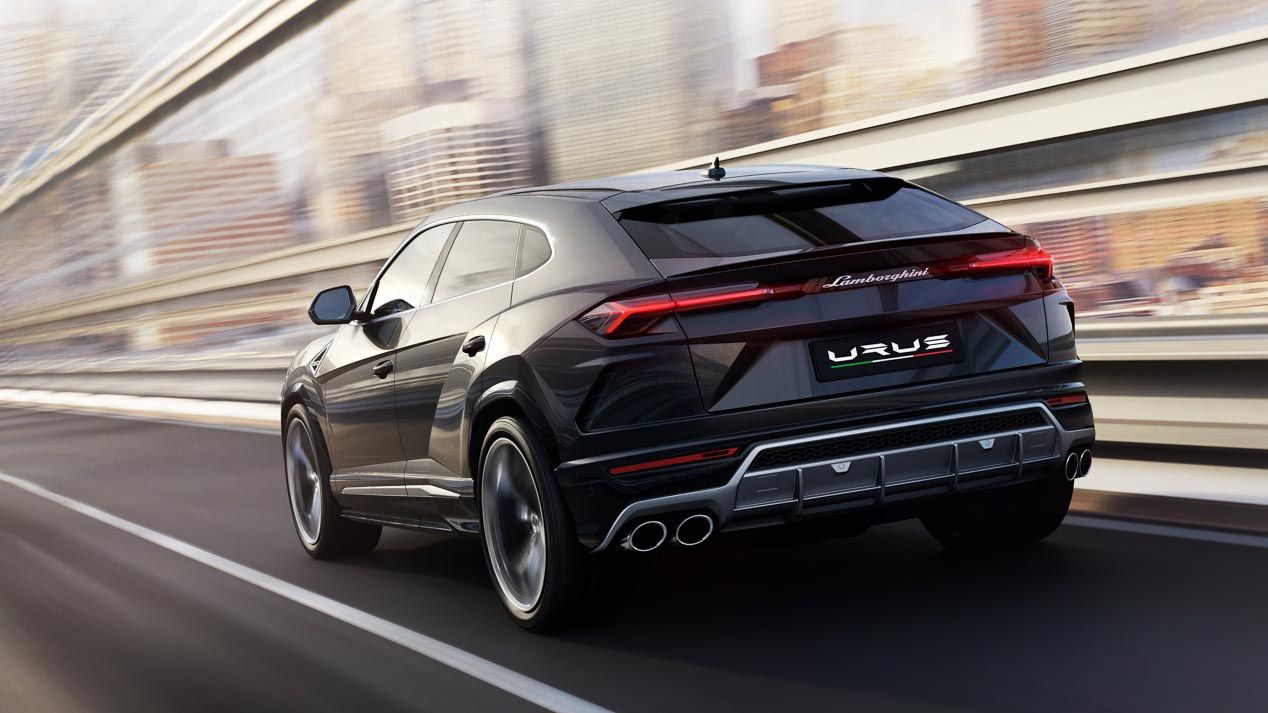 El Lamborghini Urus y su copia china, en imágenes