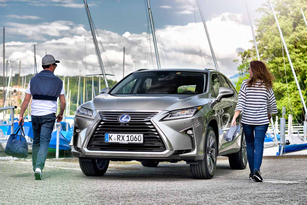 Lexus RX 450h L, nueva carrocería con 7 plazas para el SUV de lujo híbrido