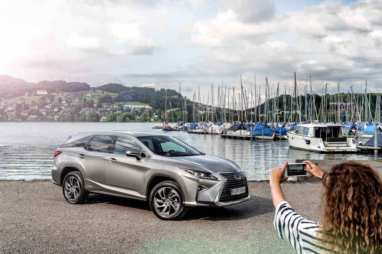 Lexus RX 450h L, nueva carrocería con 7 plazas para el SUV de lujo híbrido