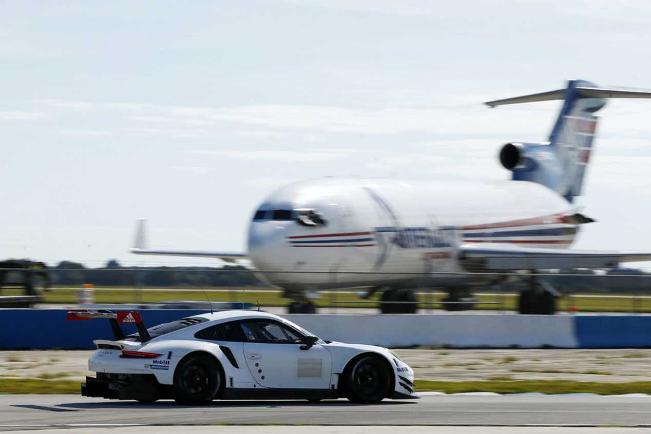 Así se crea el Porsche 911 RSR de Le Mans