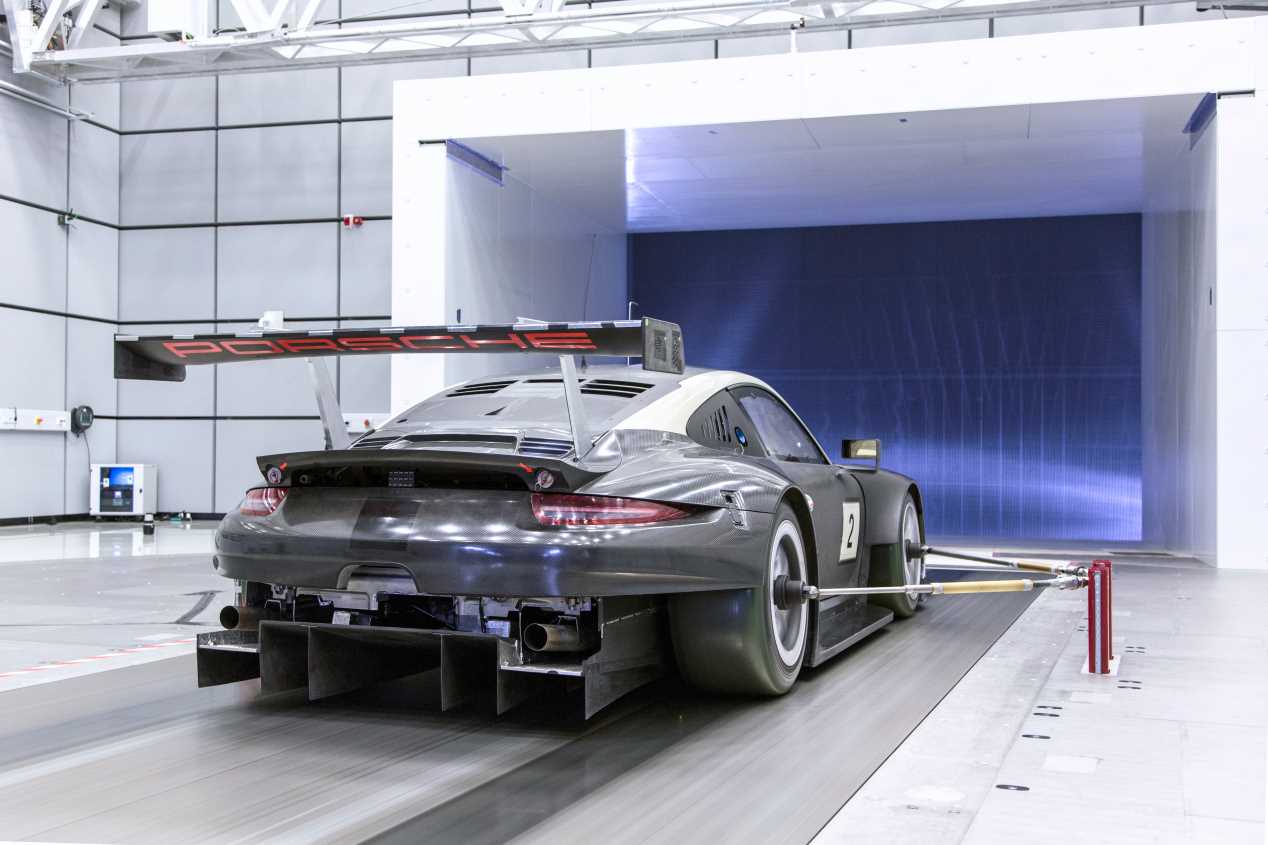 Así se crea el Porsche 911 RSR de Le Mans