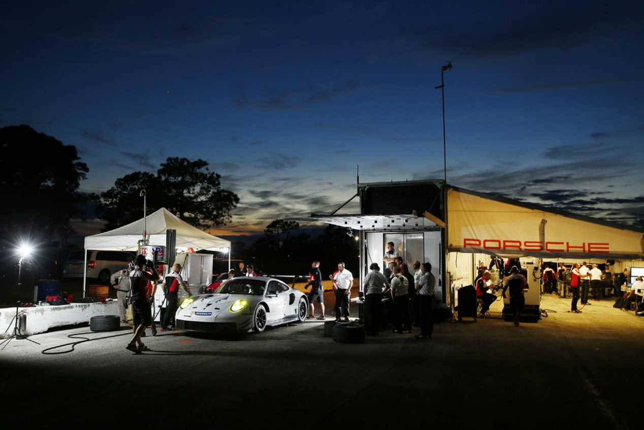 Así se crea el Porsche 911 RSR de Le Mans