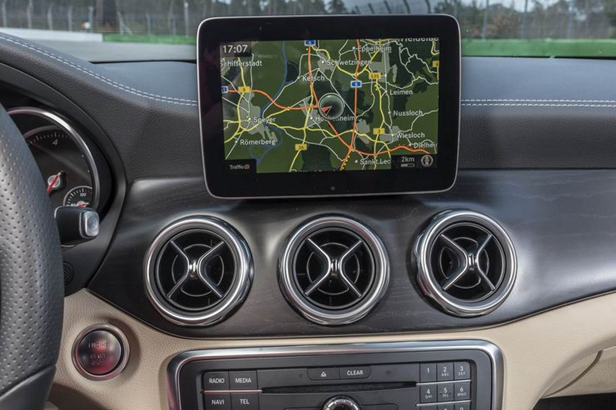 Comparativa SUV: BMW X2 20d vs Mercedes GLA 220d vs Volvo XC40 D4