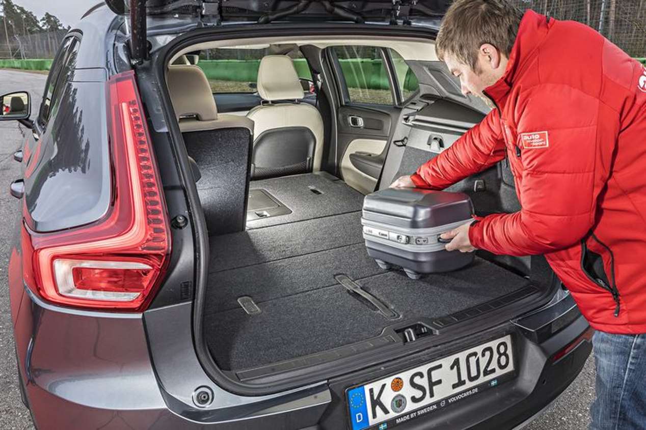 Comparativa SUV: BMW X2 20d vs Mercedes GLA 220d vs Volvo XC40 D4