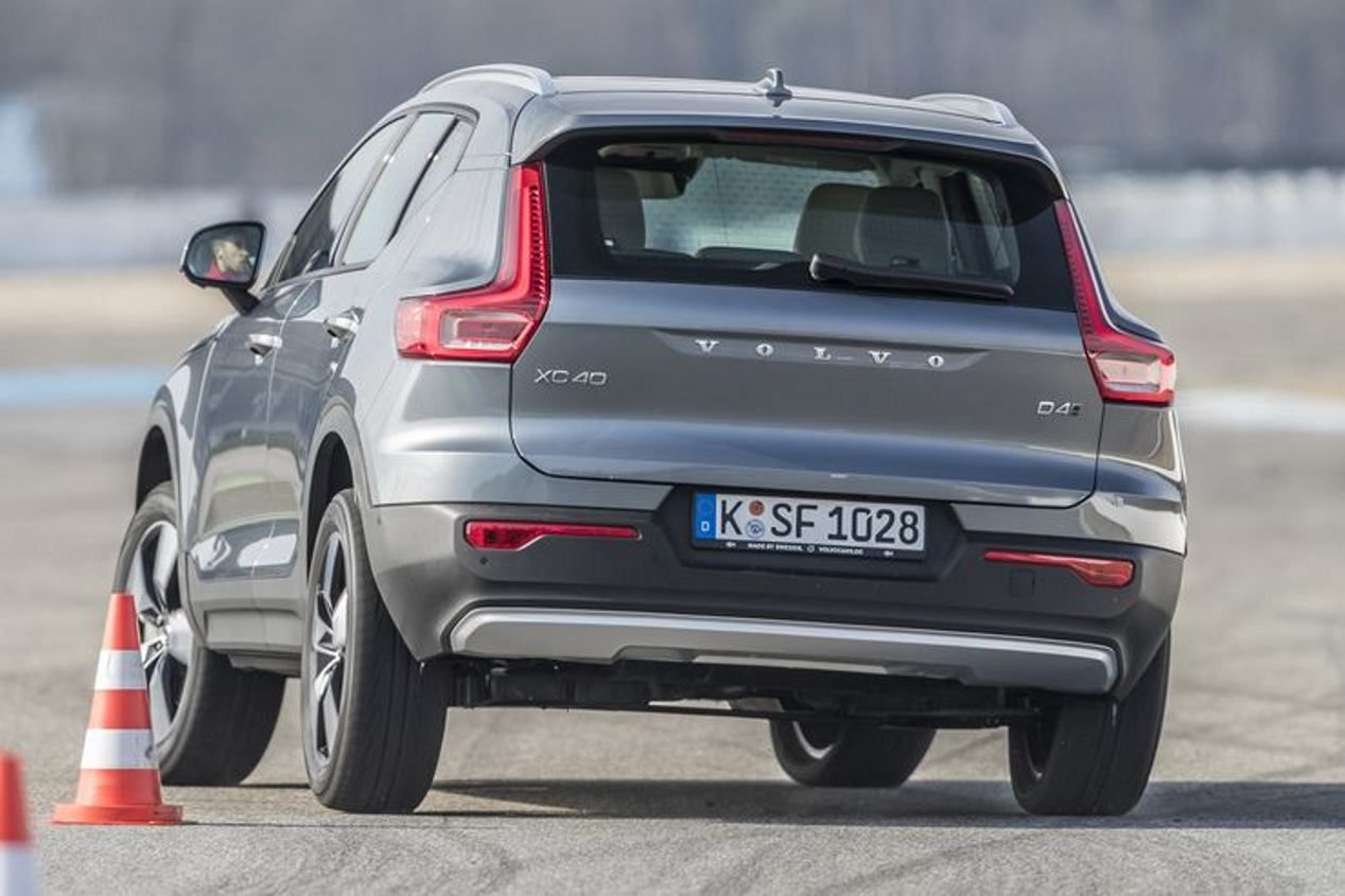 Comparativa SUV: BMW X2 20d vs Mercedes GLA 220d vs Volvo XC40 D4