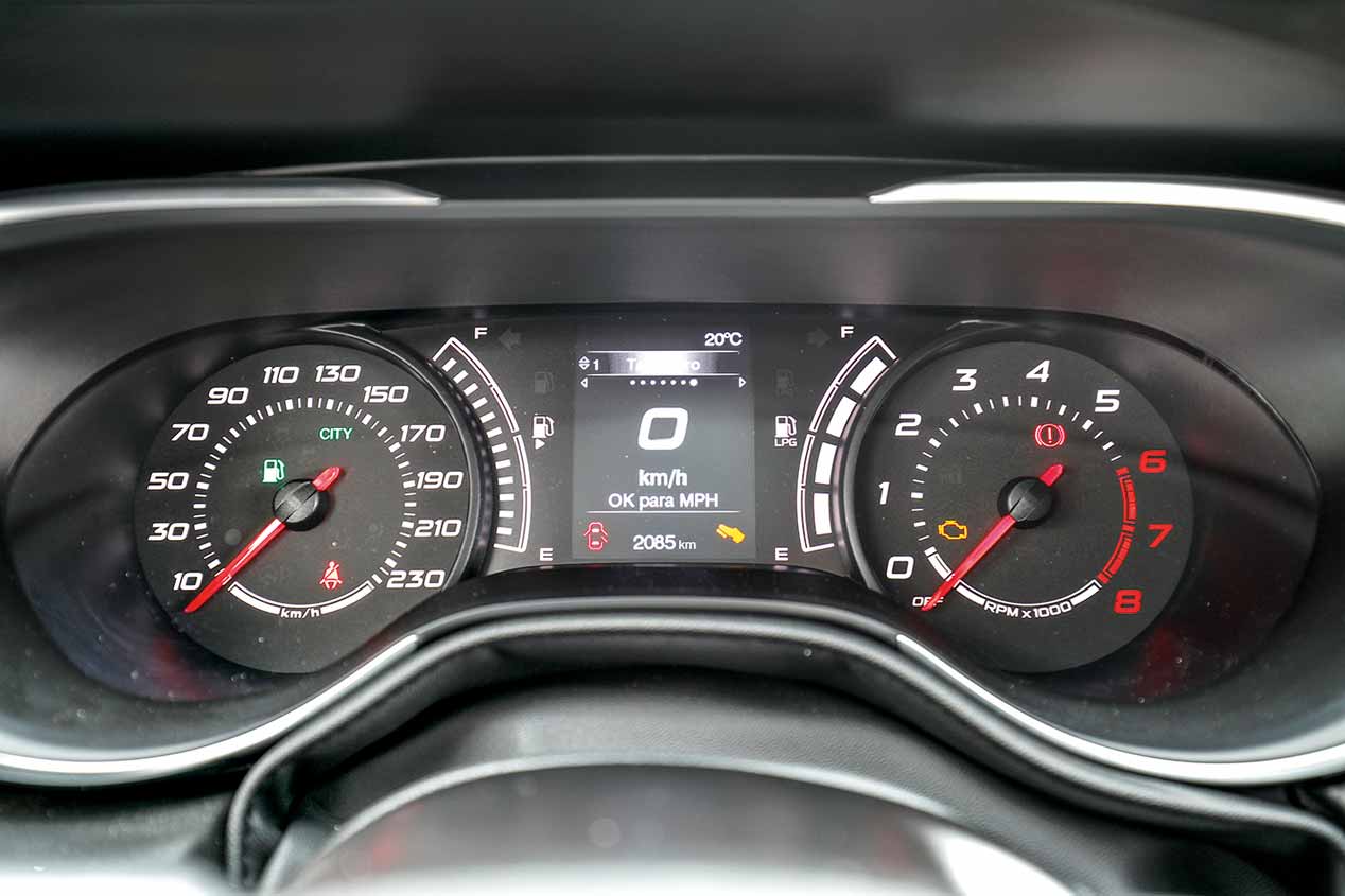 Fiat Tipo SW GLP y Seat León ST GNC: comparativa de coches de gas