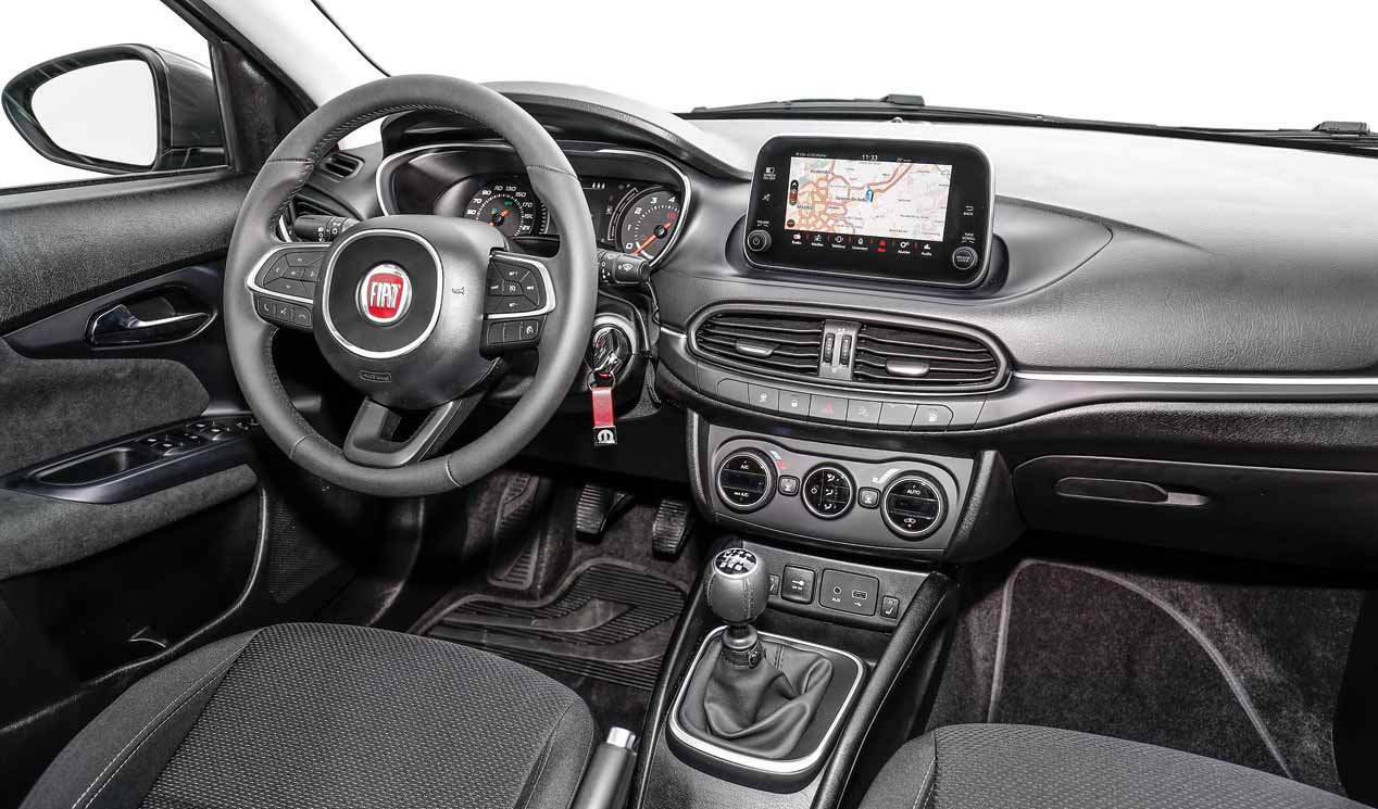 Fiat Tipo SW GLP y Seat León ST GNC: comparativa de coches de gas