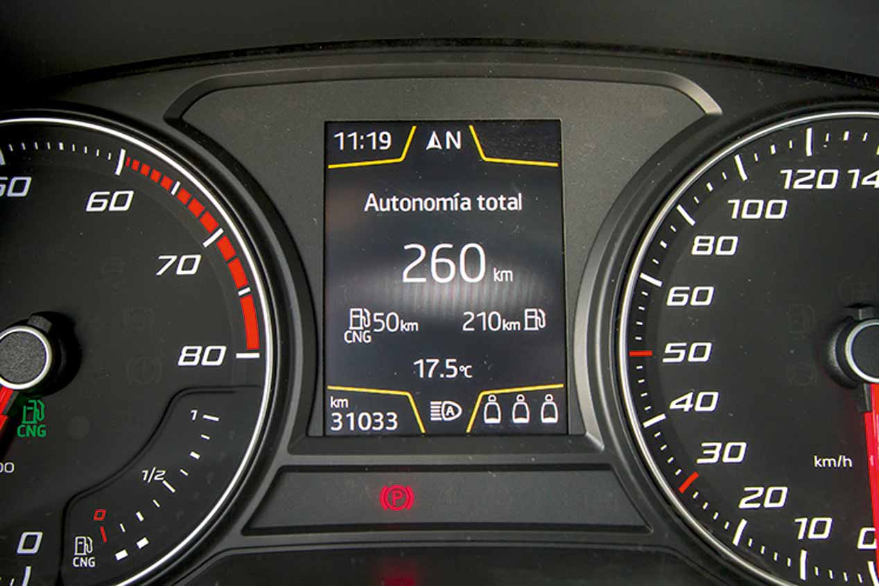 Fiat Tipo SW GLP y Seat León ST GNC: comparativa de coches de gas