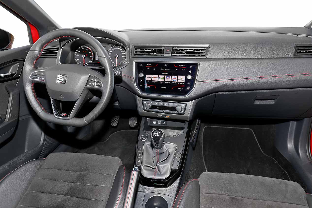 Renault Captur TCe/150 vs Seat Arona 1.5 TSI/150: ¿cuál es el mejor SUV pequeño?