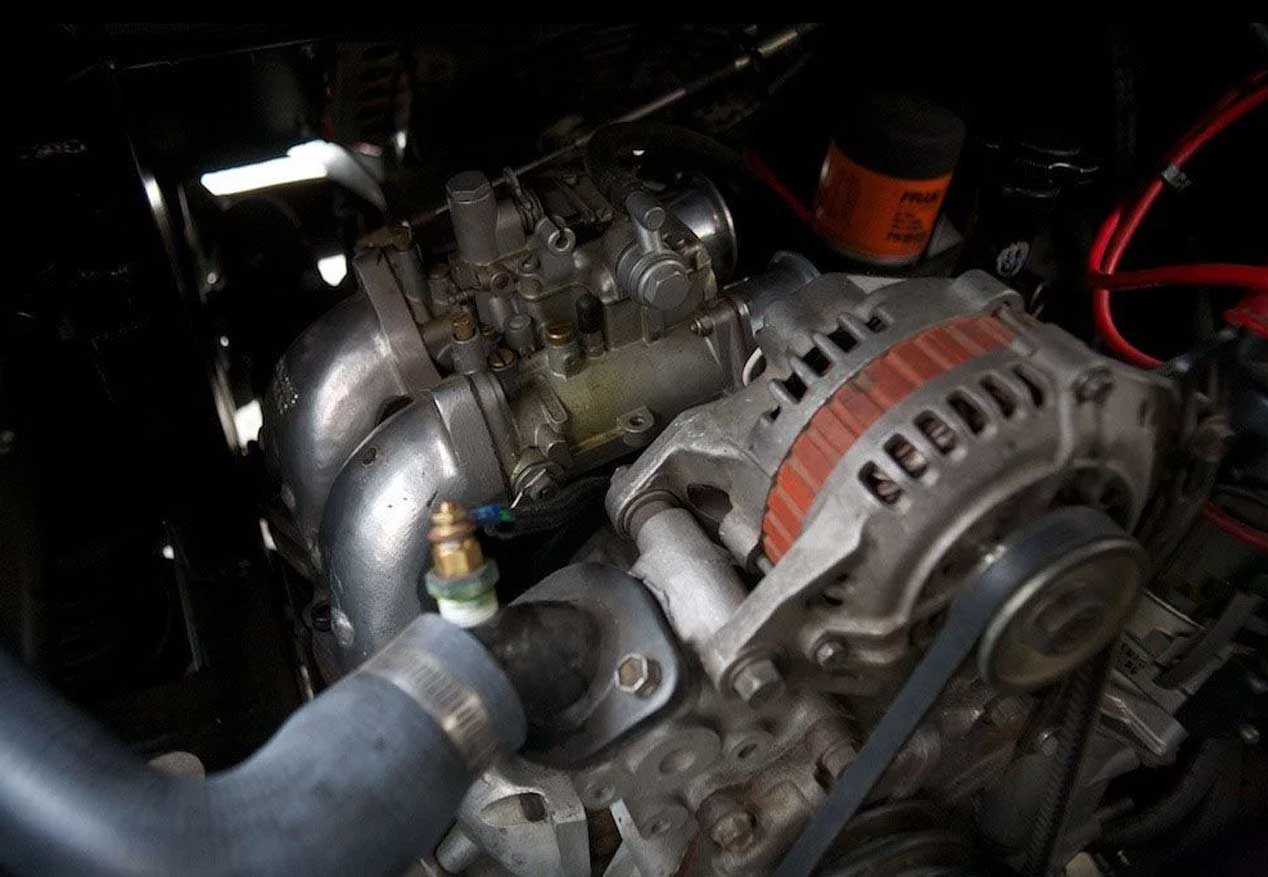 Motor rotativo, 220 CV, 600 kg de peso... ¡En un Fiat 600!