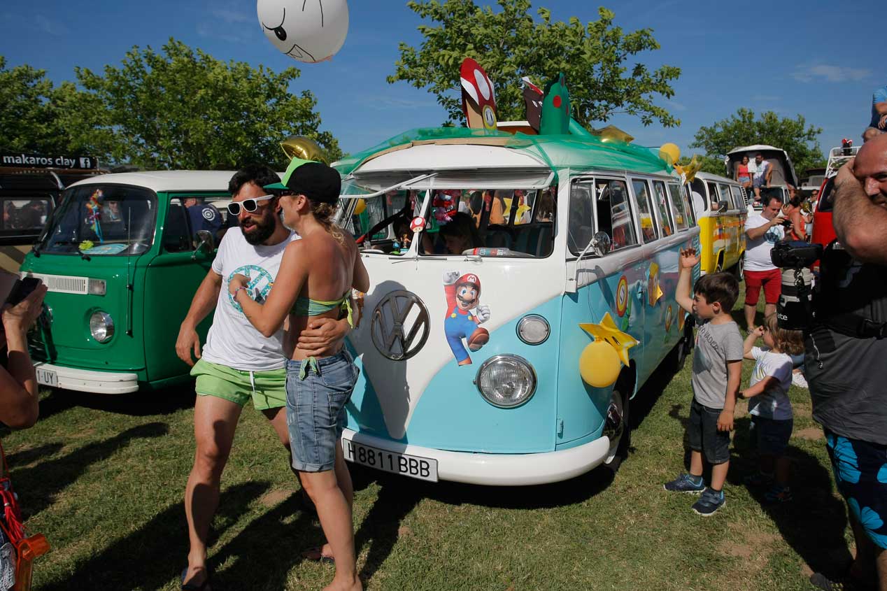 Así celebraron sus 15 años en Furgos Wagen