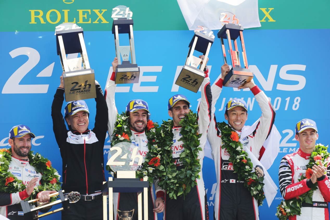 La celebración de Toyota y Alonso en Le Mans