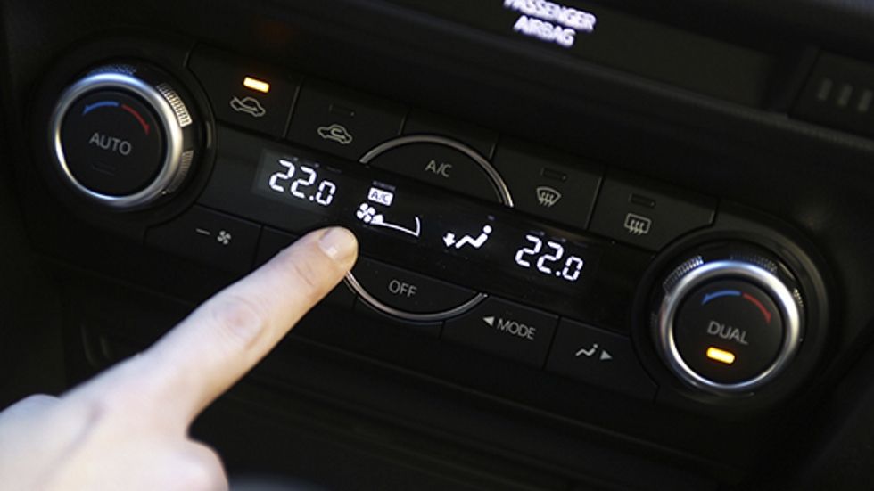 Dudas: ¿qué temperatura es la ideal para el climatizador del coche en invierno?
