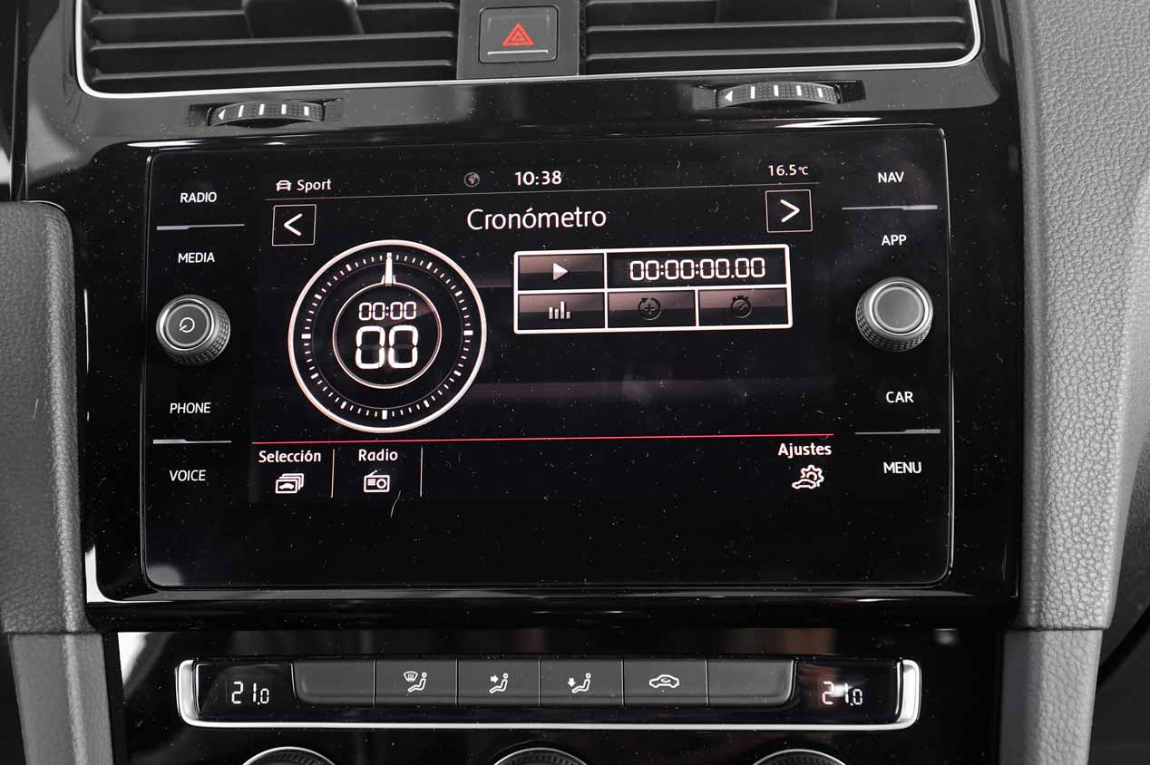 La prueba del Hyundai i30 N y del VW Golf GTI Performance, en imágenes