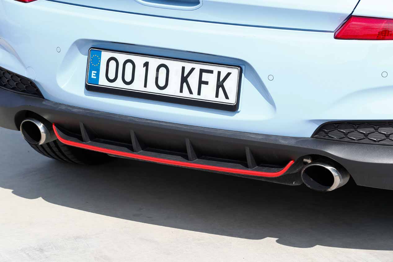 La prueba del Hyundai i30 N y del VW Golf GTI Performance, en imágenes