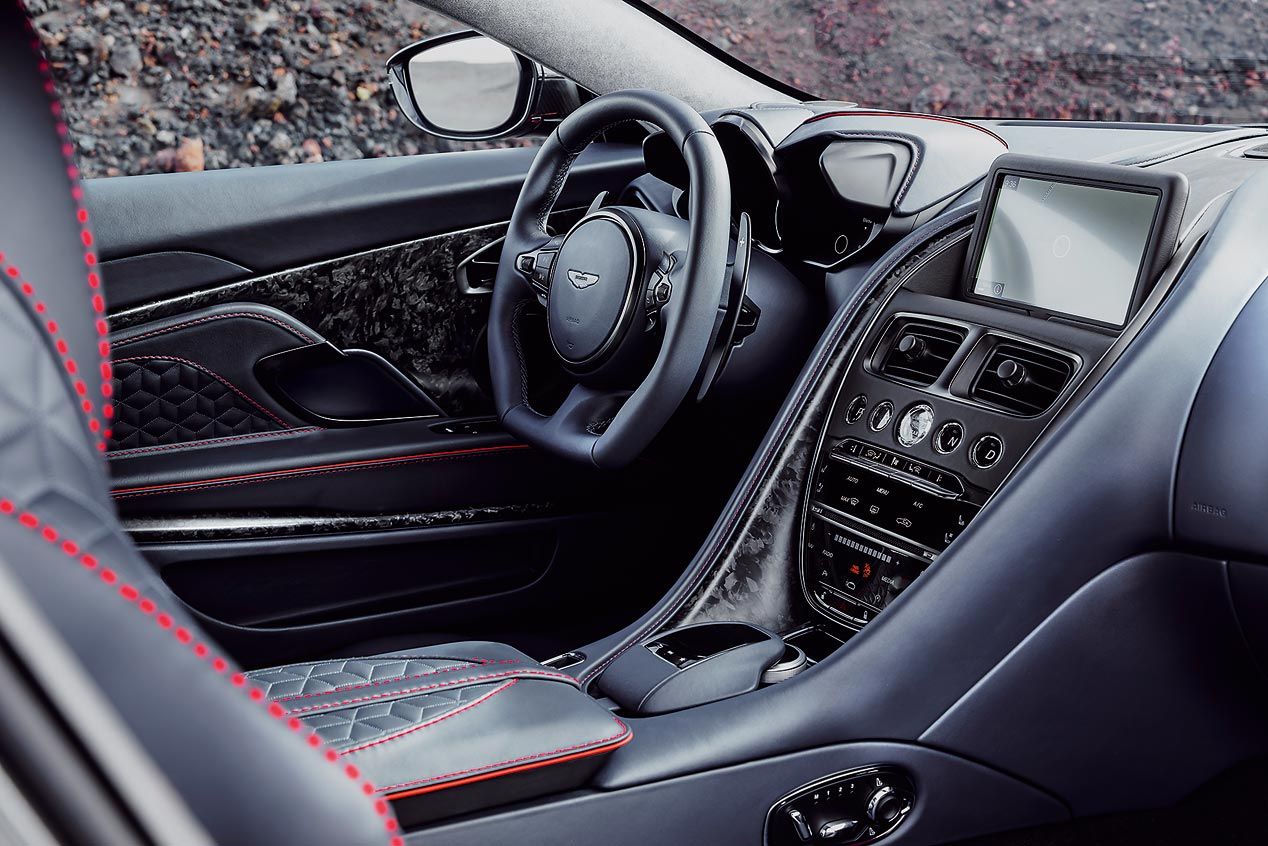 Aston Martin DBS Superleggera: ¡salvaje!