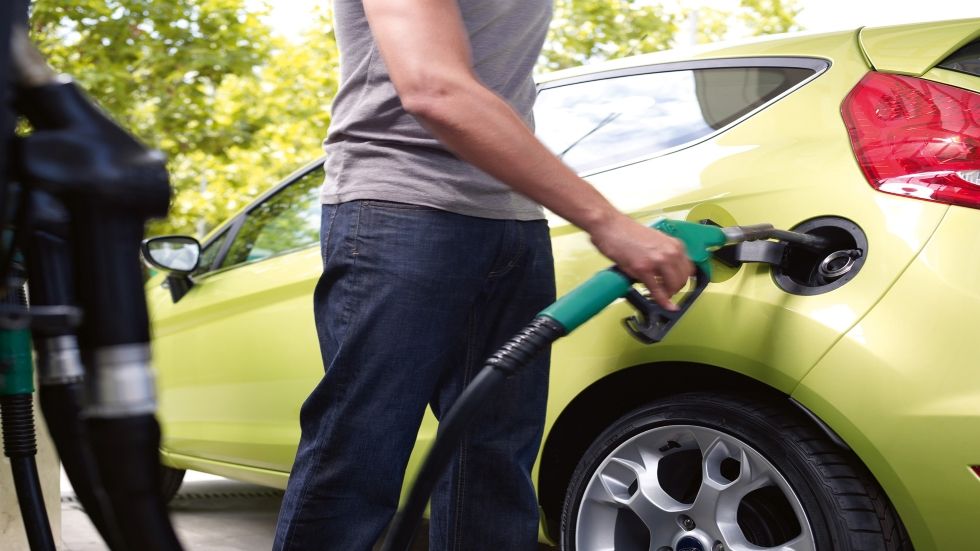 El Diesel será más caro: el Gobierno lo subirá casi ¡10 céntimos por litro!