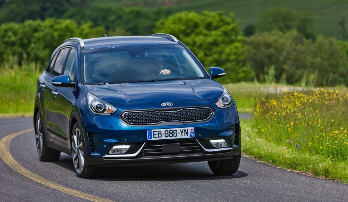 Los coches híbridos y eléctricos más vendidos del momento