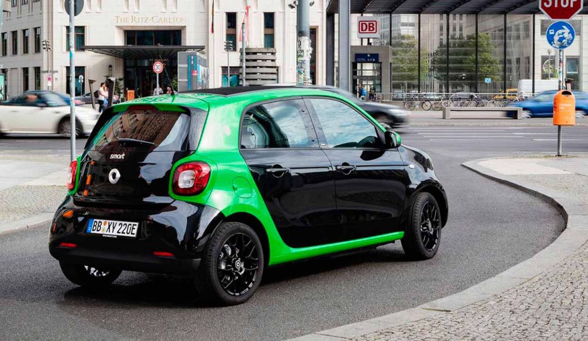 Los coches híbridos y eléctricos más vendidos del momento