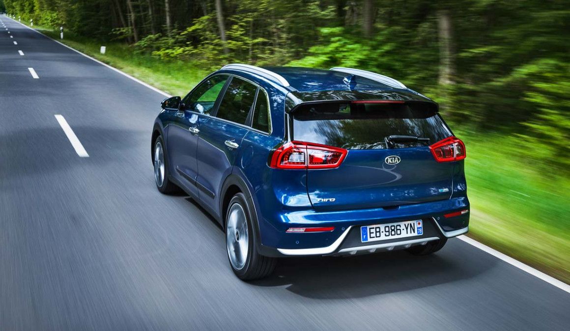 Los coches híbridos y eléctricos más vendidos del momento